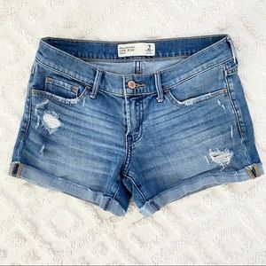 A&F cute denim shorts
